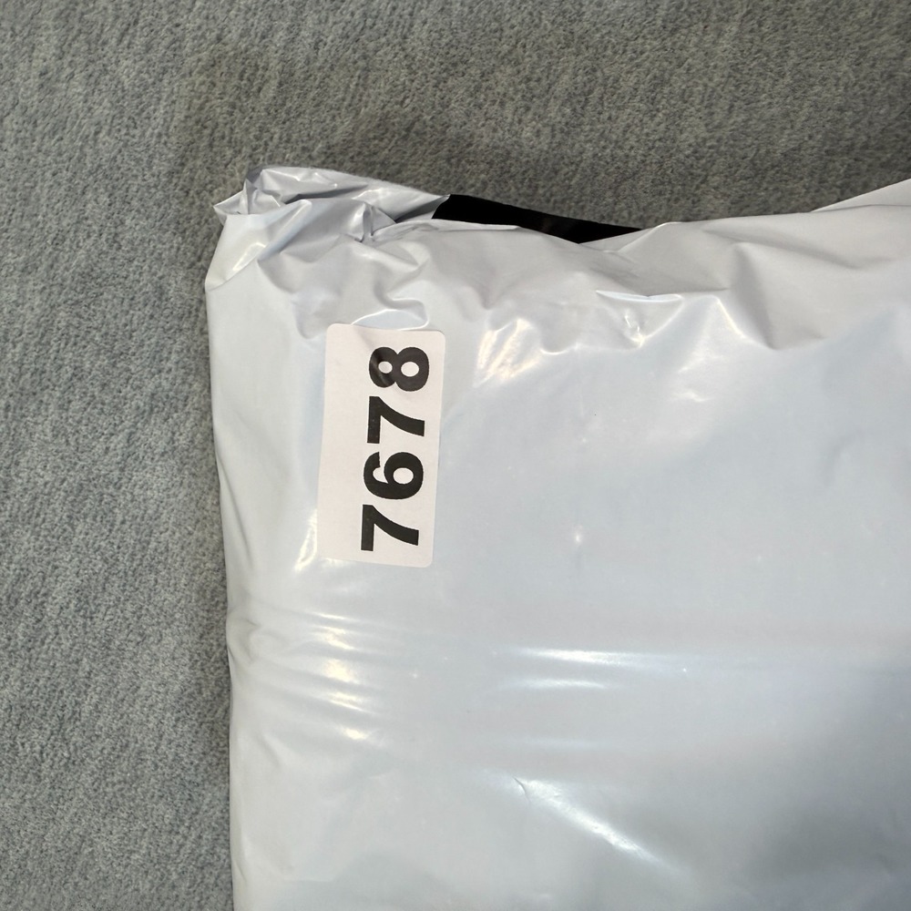 Reebok Hoodie Women XS White Full Zip UFC Fighter Performance Jacket - Picture 9 of 9
